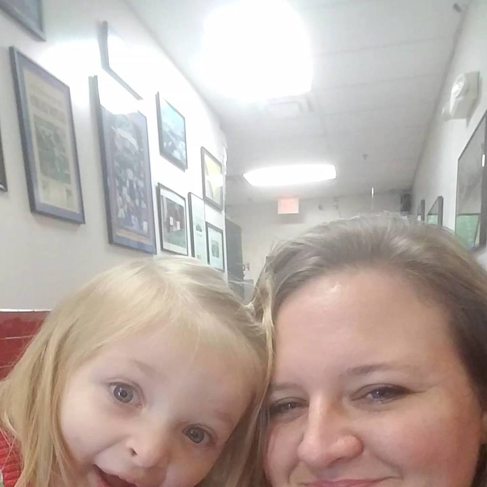 Meet your Posher, Elizabeth